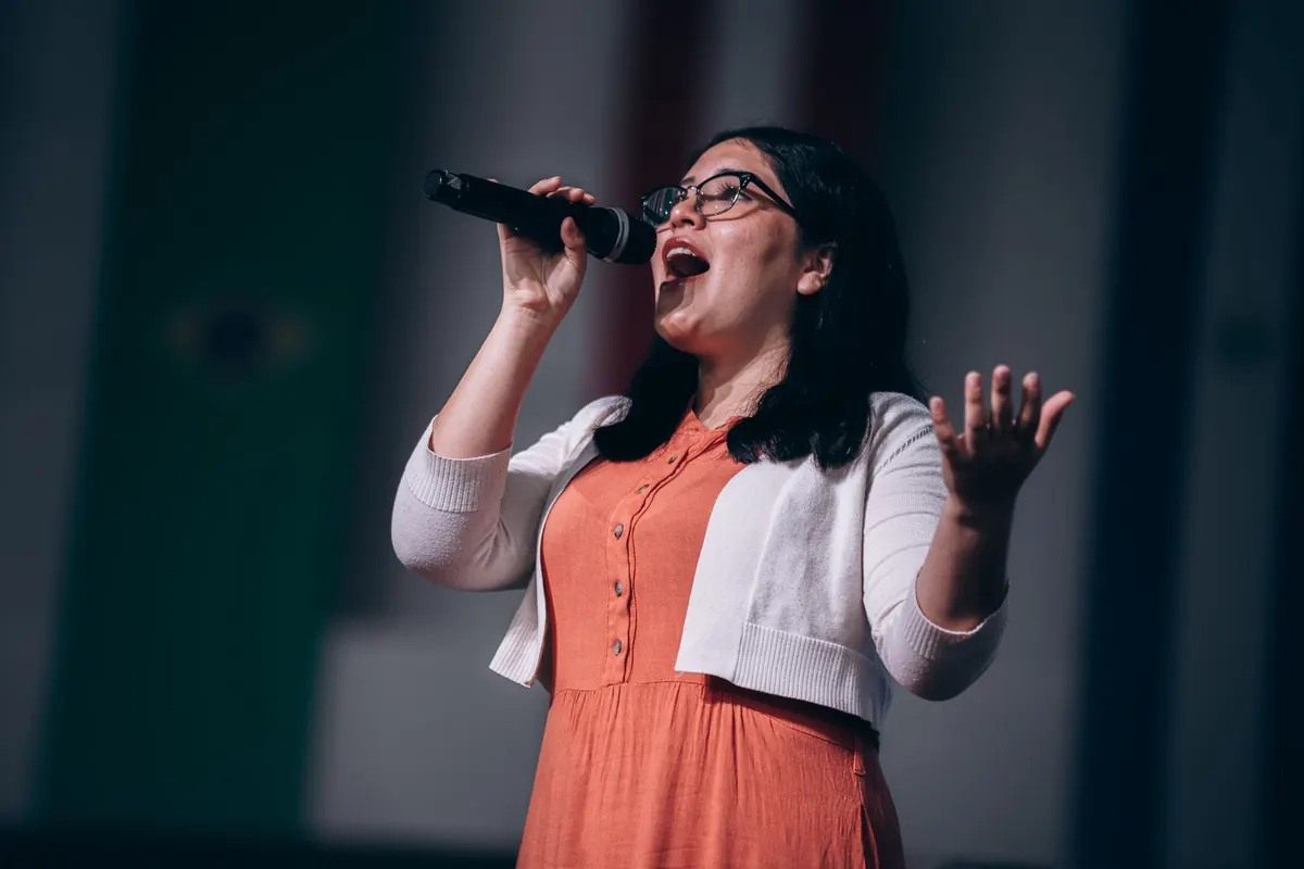 How to Write a Chorus That Sticks: A Step-by-Step Guide for Beginners